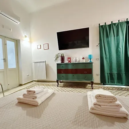 Moh - Casa Maga Bed & Breakfast